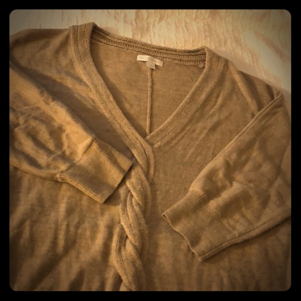 V neck camel sweater